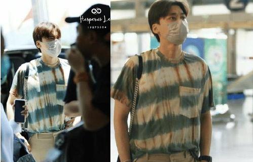 李易峰机场爆料视频,揭秘明星日常出行瞬间 第1张 李易峰机场爆料视频,揭秘明星日常出行瞬间 第1张